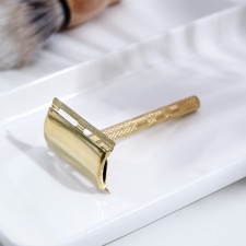 Retro razor machine