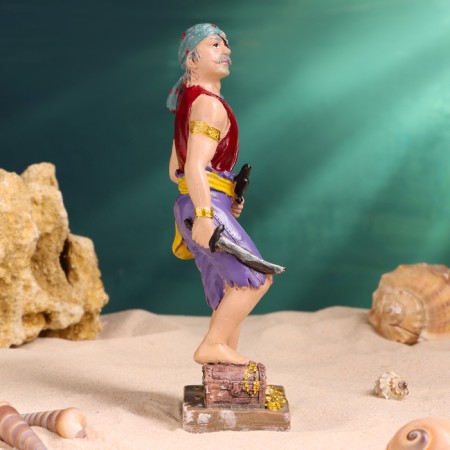 Pirate figurine 18cm-3
