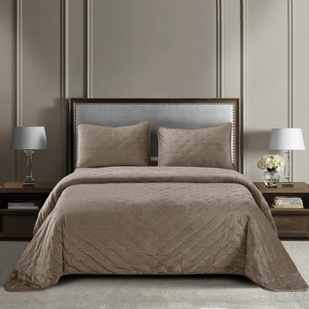 Iolanta bedspread, size 160x220 cm, cappuccino color