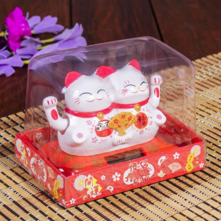 Plastic pendulum from the solar battery "Two cats manki-Neko with fan" 6.5x8.5x5.5 cm-5