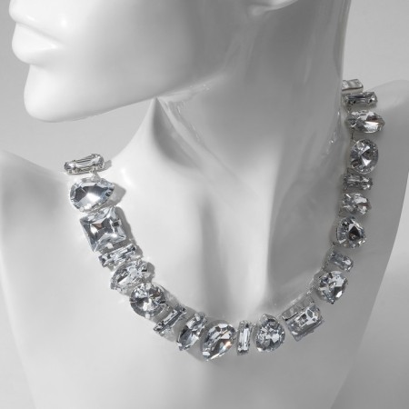 The necklace "Jewelry" geometry, white color in silver, 32 cm