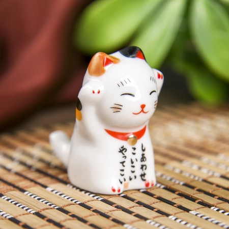 Souvenir Ceramics "Mani-Neko" mix 4x4.3x2.5 cm-2