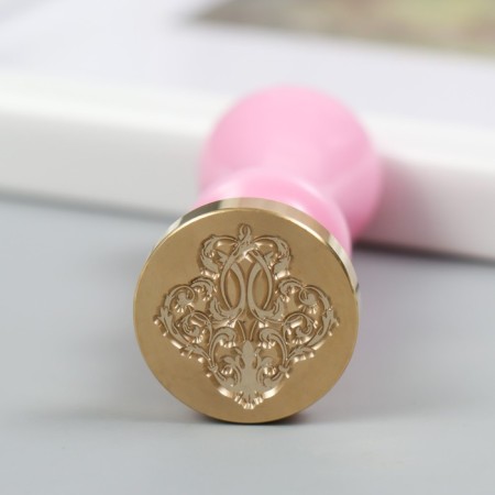 Printing for wax with a plastic handle "twisted pattern" 2.5x2.5 cm-1