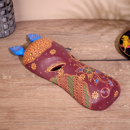 Маска "Бегемот" дерево 40 см-1