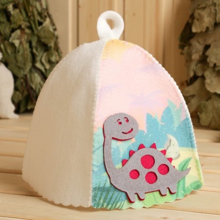 Children's cap with an application of the dinosaur "Dean", felt