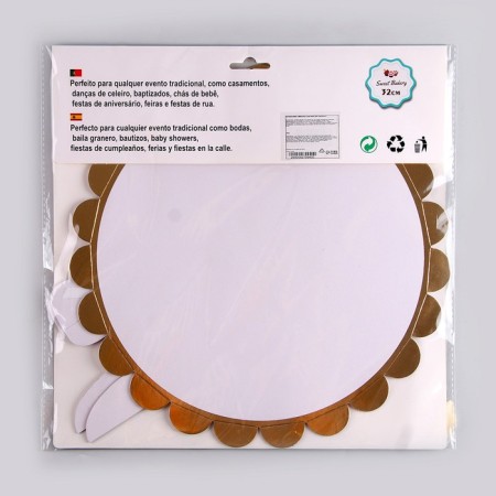 Cake stand, white color-4