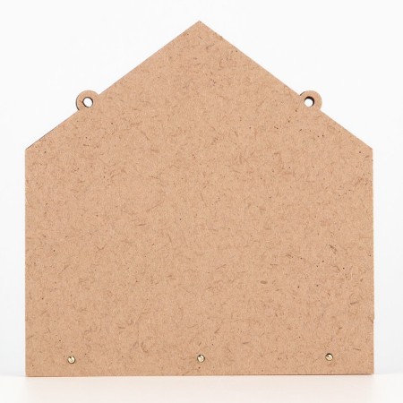 The keywood is wall -mounted "Rules at home."-5
