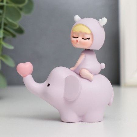 Souvenir Polystone "Baby on the Elephant, with the heart" spring 7.5x4x7 cm-1