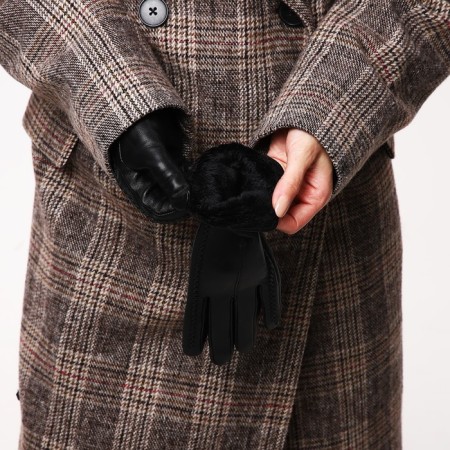 Gloves are female, dimensionless, without insulation, black color-4