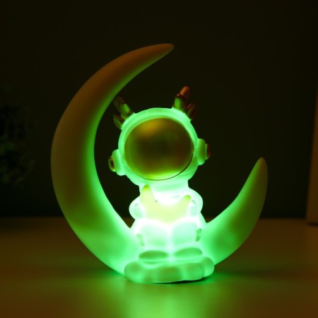 Spinker "Losyash astronaut" Led usb white 18x17x7cm Risalux-9