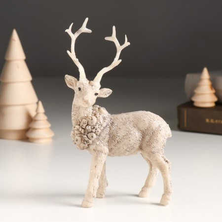 Polystone souvenir "Silver deer with a wreath on the neck" 8.6x4.5x15 cm