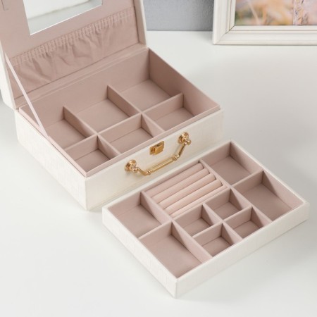 Casket to the leatherette for jewelry "Case. Chess" White 17.5x24x9 cm-3