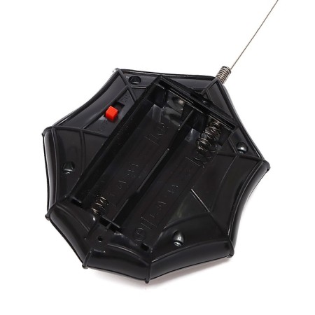 The spider radio -controlled "Black Widow" works from batteries-6