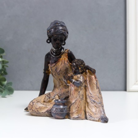 Souvenir Polystone "Mom with a child. Africa" ​​19x18 cm-2