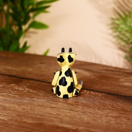Souvenir "Girafics" hanging paws, tree 12 cm-3