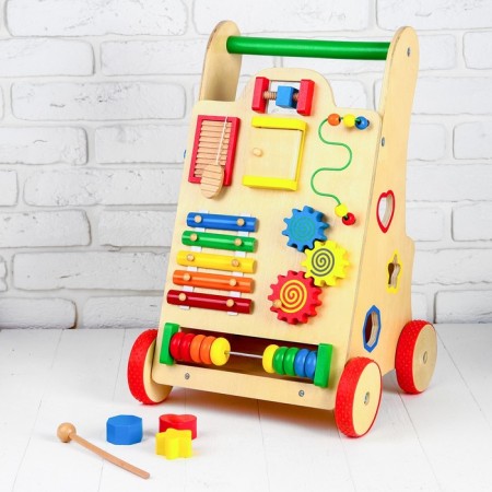 The logical center "Play and develop"