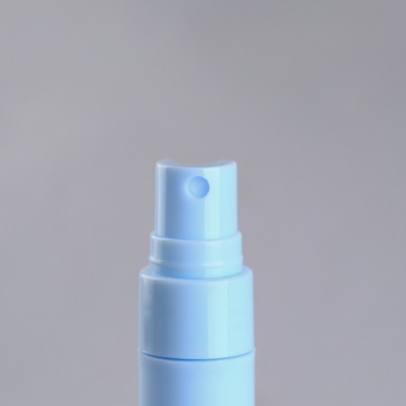 A bottle for storage, with a spray, 20 ml, the color of the blue-5