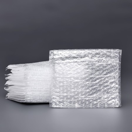 Package of runway, p/e, 3 layers, 18 x 16 cm, set 50 pieces