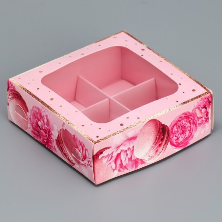 Box for sweets, confectionery packaging, 4 cells, “Present”, 10.5 x 10.5 x 3.5 cm