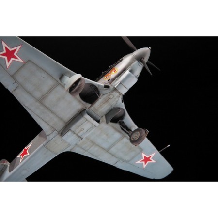 The team-sorcerer "Soviet fighter Yak-9d" Zvezda, 1/48, (4815)-2