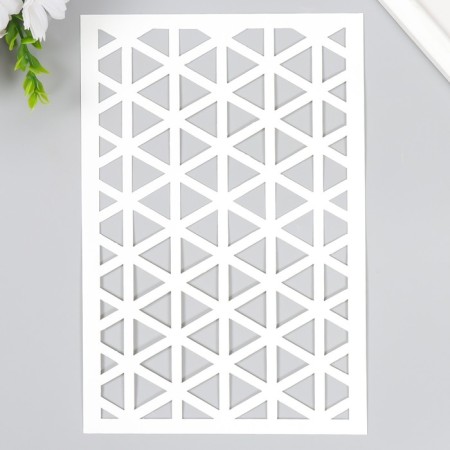 Plastic stencil "Triangles" 24x16 cm