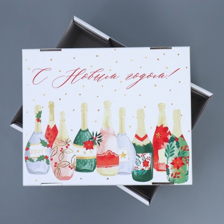 The folding box "Champagne", 31.2 x 25.6 x 16.1 cm, New Year-1