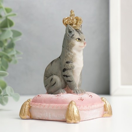Souvenir Polystone "Cat-Emperor on the pillow" 10x6.5x7 cm-1