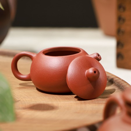 Figure for the tea ceremony "Texta" 7.5x5x4.5cm-3