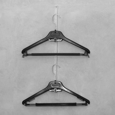 Holder for shoulders, 13 holes, 48 ​​× 1.8 cm, set 20 pcs., Color transparent-1