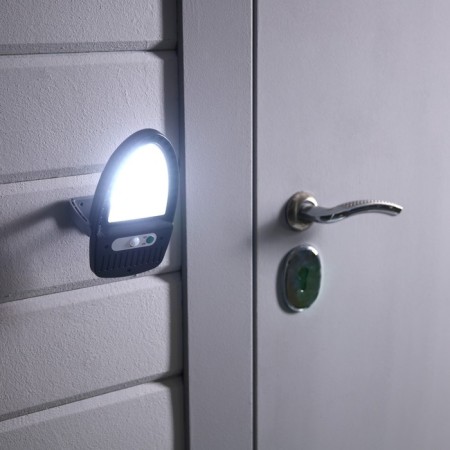 Garden lamp on a sunny battery with a traffic sensor, invoice, 9.5 × 13 × 5 cm, 49 LED, glow white-1