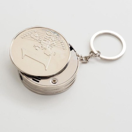 Lighter Gas "Coin", on the key-2