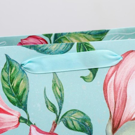 Package Gift Laminated Vertical, Packaging, Magnolia, Ml 23 x 27 x 11.5 cm-3