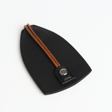 Key, length 11.5 cm, ring, black color
