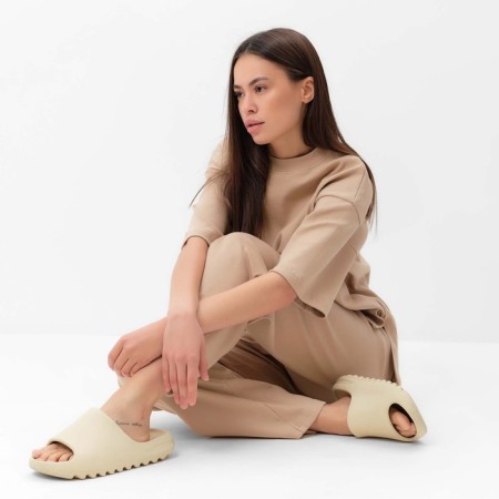 Women's costume (T -shirt and trousers) Mist, p. 48-50, beige-7