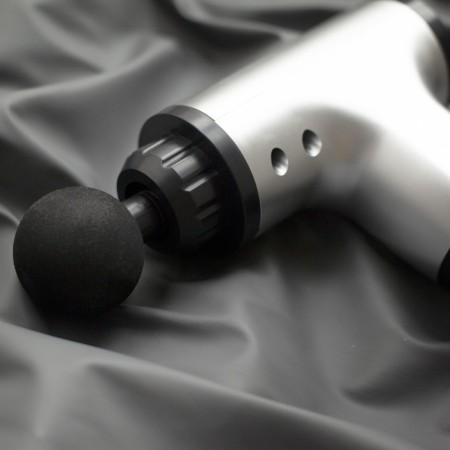 Body massage Luazon LEM-42, percussion, 4 nozzles, 6 speeds, from the battery-1