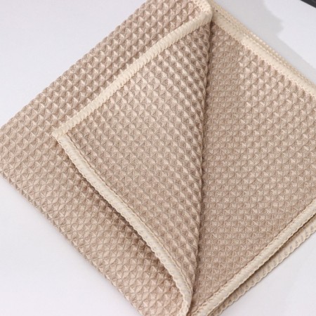 Raccoon microfiber napkin, 30 × 30 cm, cardboard envelope-1