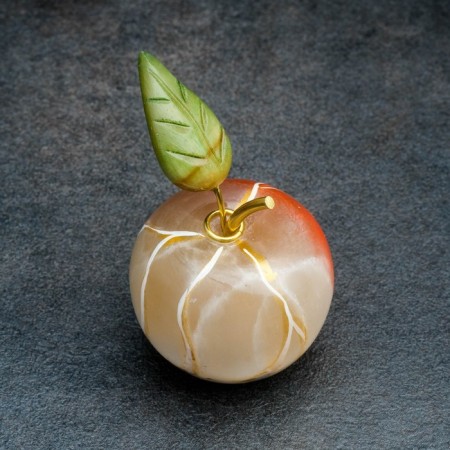 Souvenir "Yabloko", mini, 4.5 × 5 cm, selenite-1