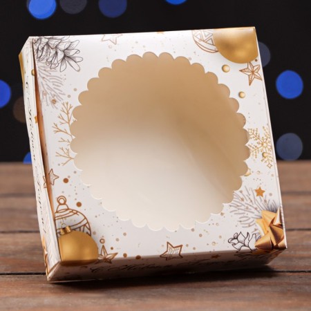 Golden New Year box 11.5 x 11.5 x 3.2 cm
