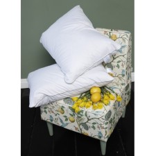 The pillow is high, size 50x70 cm, color mix