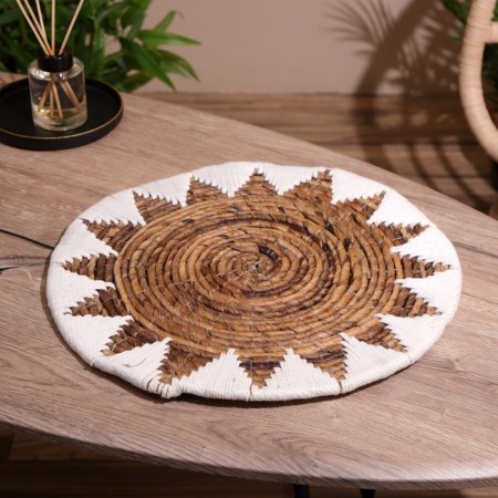 Wicker rug round 38 cm
