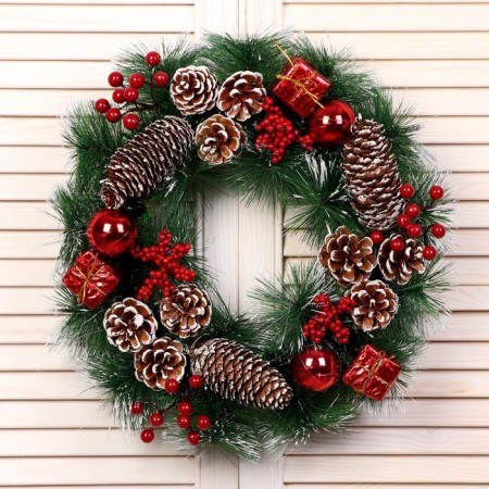 New Year's Wreath D-40 cm "Winter cones with gifts"