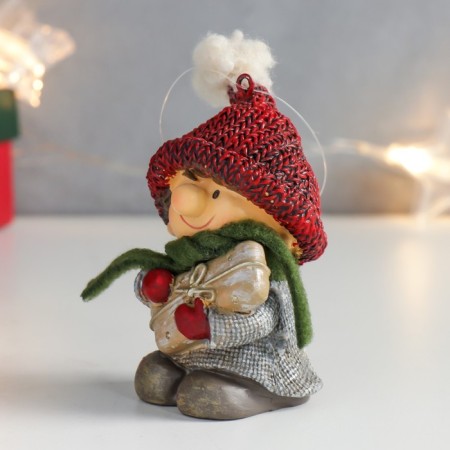 Souvenir Polystone Suspension "Boy in a red hat with a gift" 5.5x5x9 cm-3