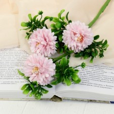 Artificial flowers 