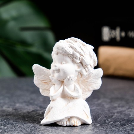 The figure "Angel dreams" gilding, 6x6.5x5.5cm-3