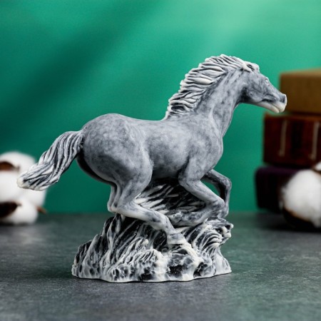 Figure "Horse Mustang" 11.5cm-2