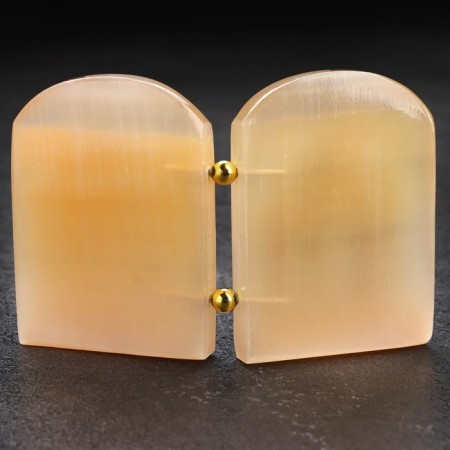 The icon with a prayer "Faith, hope, love and their mother Sofia", Selenite-1