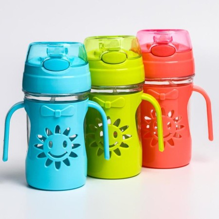Children's stroke with silicone tube "Sun", 250 ml., With handles, color mix-3