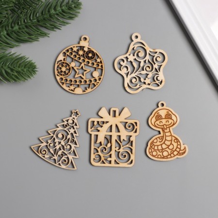New Year's tag "Snake Assorted 2" Height 5.5 cm mix