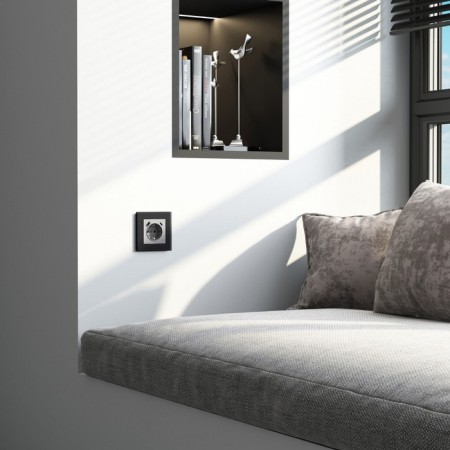 Frame for 1 post SENSO (black, glass Soft-Touch) W0013108-2