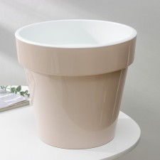 Kashpo for flowers with an insert 